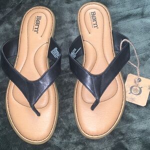 BORN SANDALS